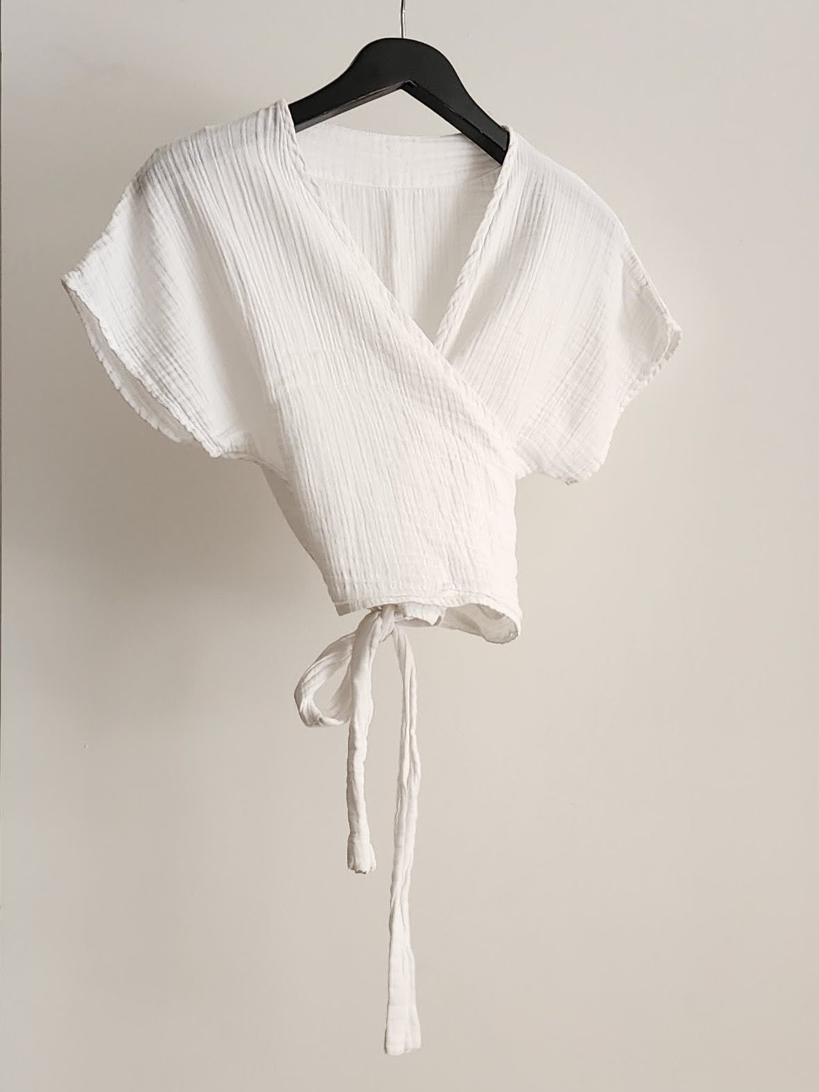 Iliana wrap top