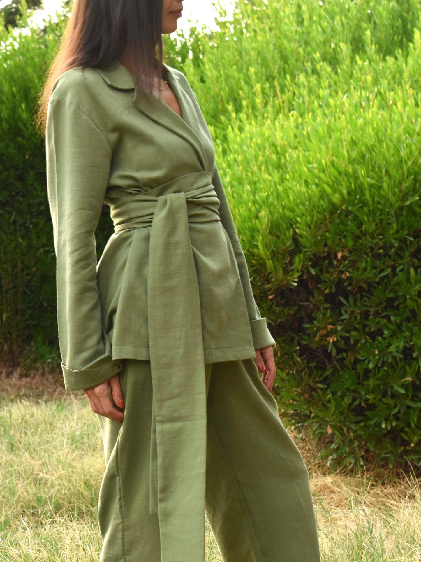 Haya Suit